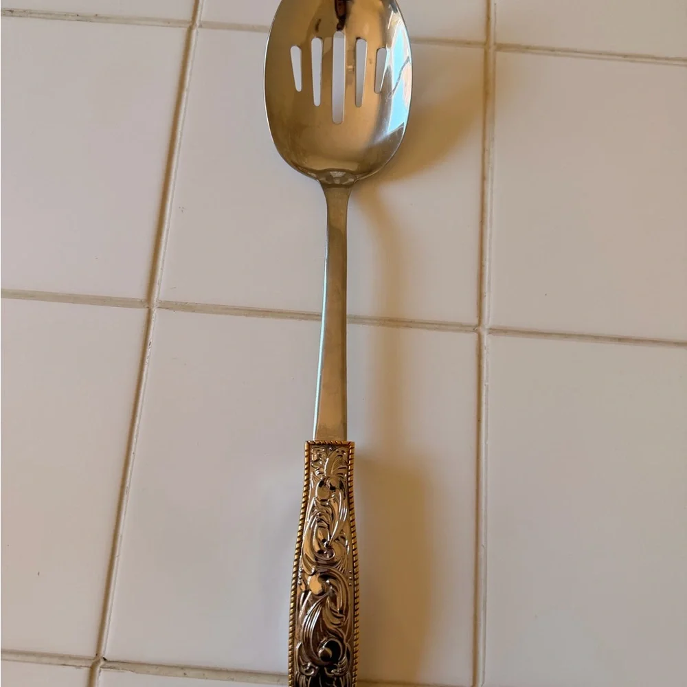 Cowboy Living Western Buckle Style Silver gold Serving Utensil Set of 3 EUC
